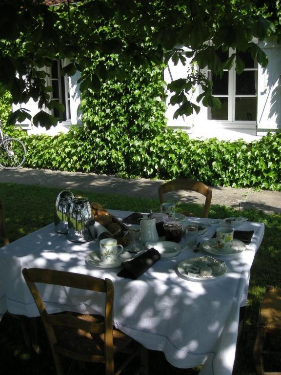 La Touche Menetou-sur-Nahon Bagian luar foto